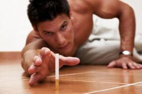 Withdrawal in a man when quitting smoking and changes in the body